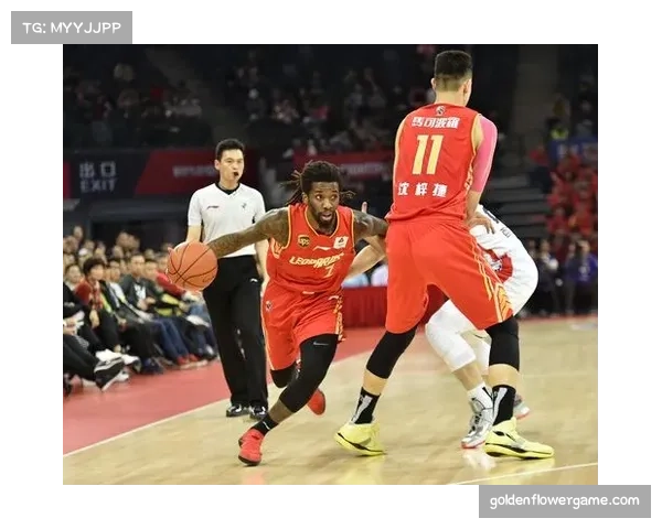 北控对阵深圳马可波罗:史密斯身体失衡下命中压哨投篮的技术分析 北控对阵深圳马可波罗:史密斯身体失衡下命中压哨投篮的技术分析